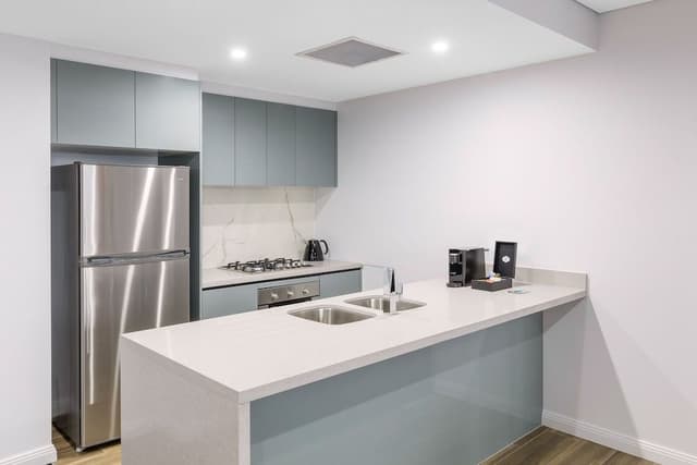 2 Bedroom Balcony Harbour View Suite