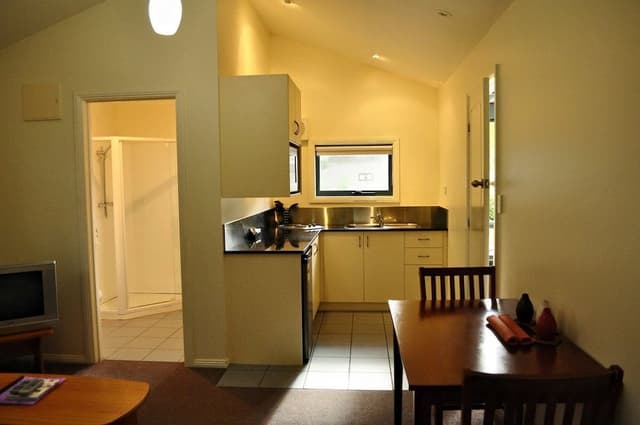 Retreat Double Cabin