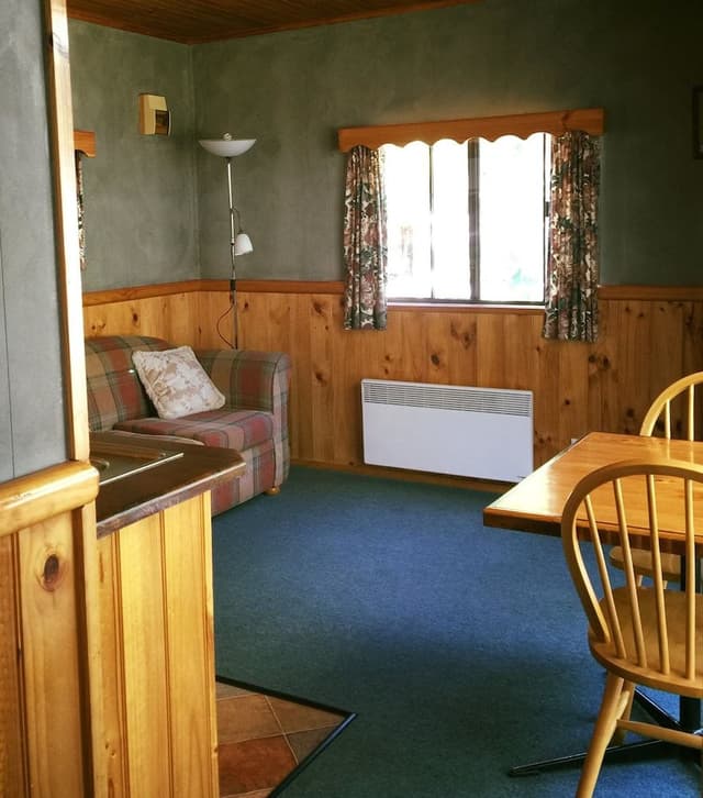 Retreat Double Cabin