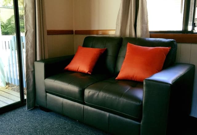 Standard Cabin Max 5