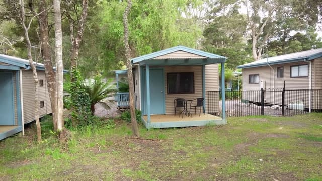 Retreat Double Cabin