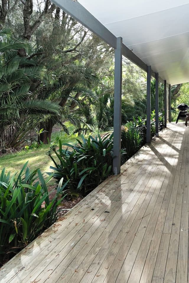 Tomakin House