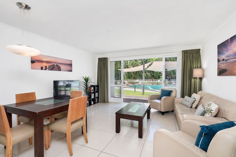 214 Spindle Cowrie Apartment3