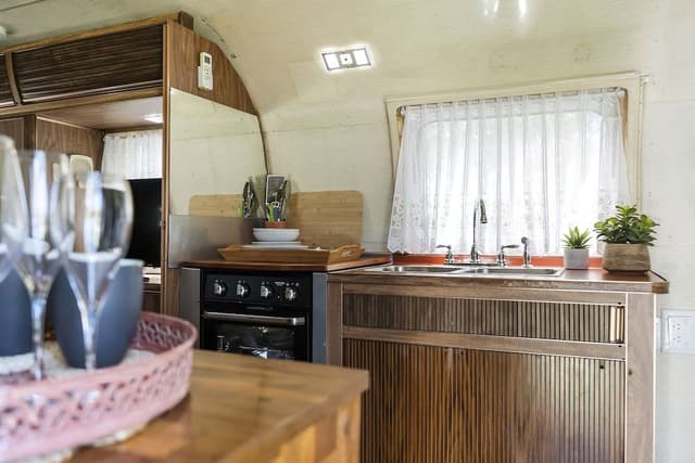 Tradewind Airstream Caravan (Shared Toilet)