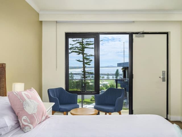 Standard Room, 1 King Bed (and Spa)
