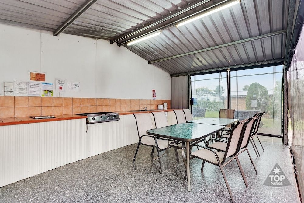 Fossicker Caravan Park1