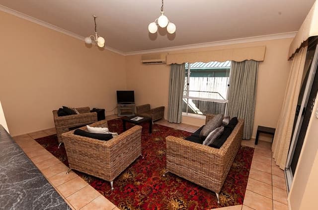 Suite, Multiple Beds, Non Smoking (Efficiency)