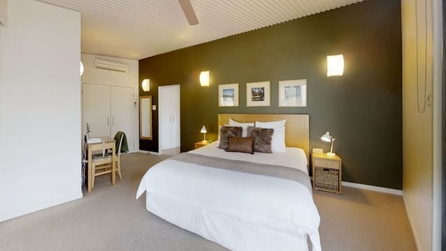 Romantic Villa, 1 King Bed, Fireplace, Mountain View (Allawah)