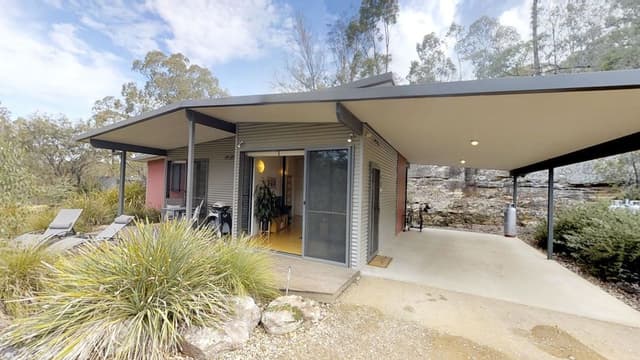 Romantic Villa, 1 King Bed, Fireplace, Mountain View (Lowanna)