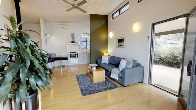 Romantic Villa, 1 King Bed, Fireplace, Mountain View (Lowanna)