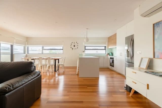 Apartment 4