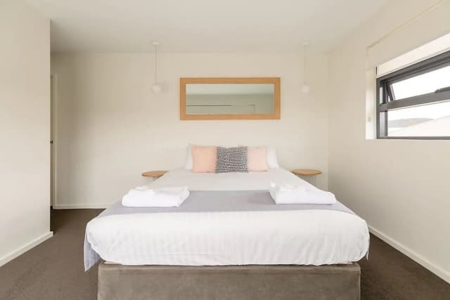 Apartment 4