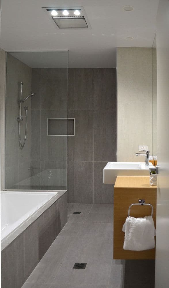 Apartment 4