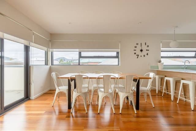 Apartment 4