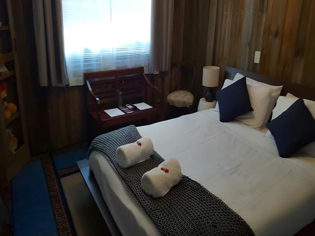 Queen Room