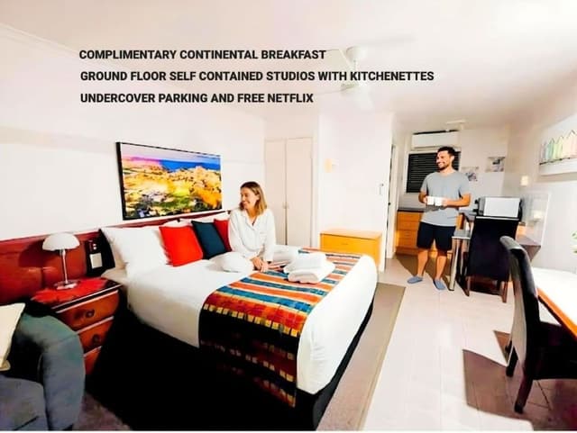 Premium Studio, Non Smoking, Kitchen (STUDIO)