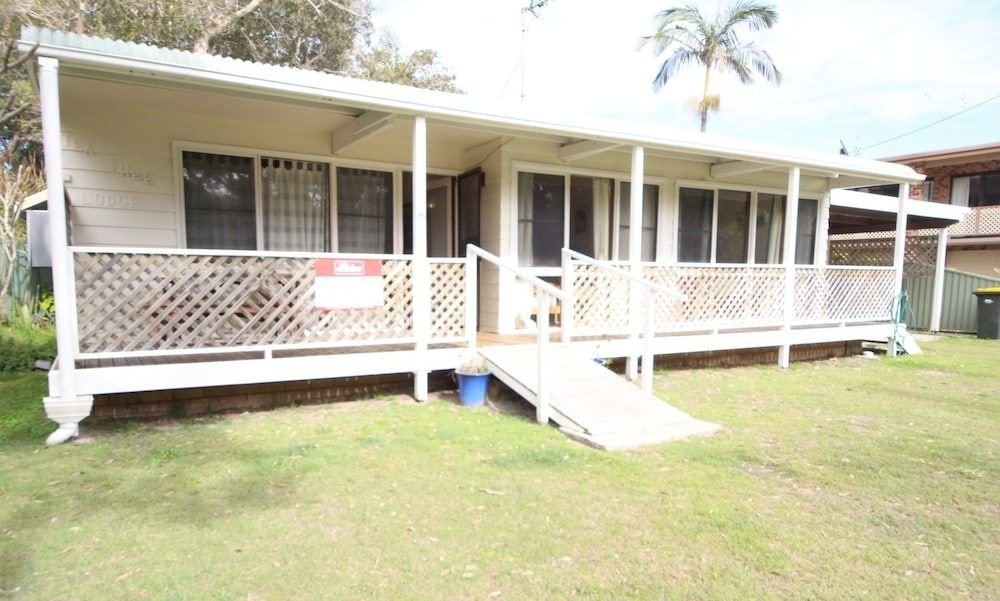 Tea Tree Lodge at Hat Head2
