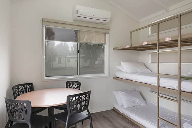 Standard Cabin (Sleeps 4)