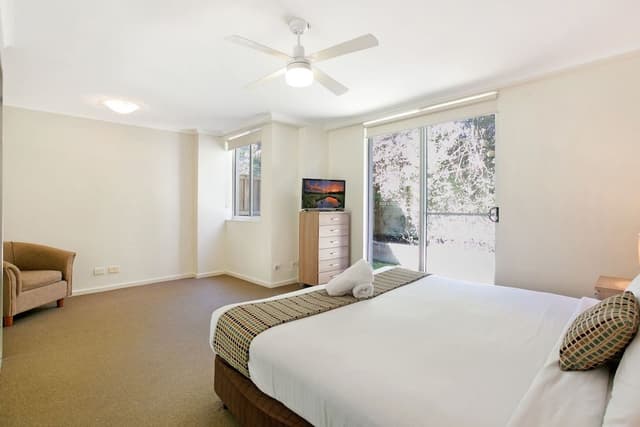 3 Bedroom 2 Bathroom Apartment