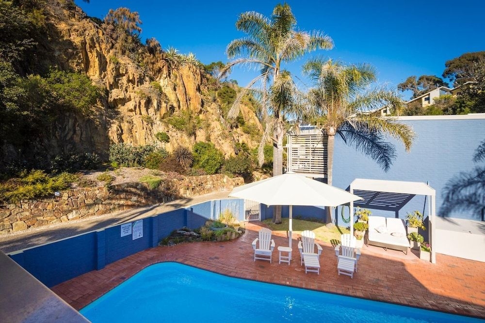 Tathra Beach House Holiday Apartments1