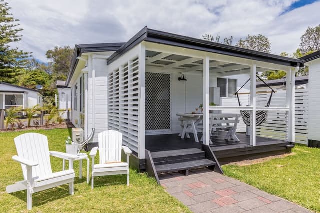 Surf Cabin
