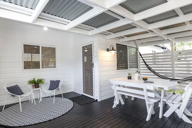 Beach Cabin