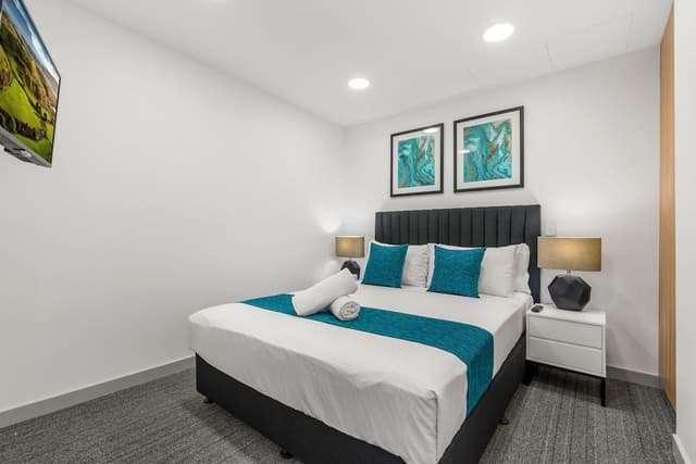 2 Bedroom Accessible Suite