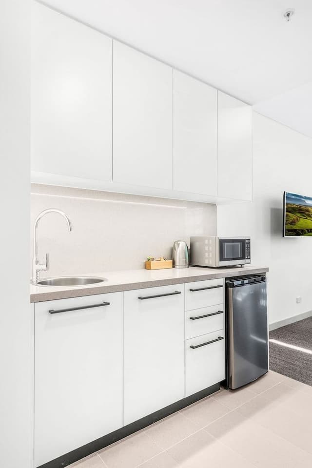 Studio City View Suite Queen