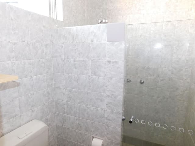 Motel Double with Ensuite Bathroom