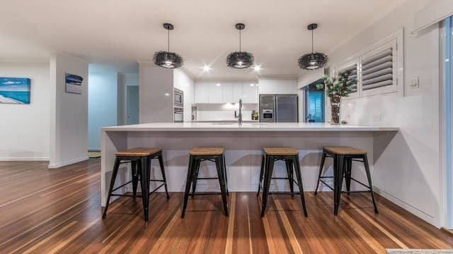House, 4 Bedrooms