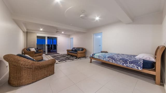 House, 4 Bedrooms