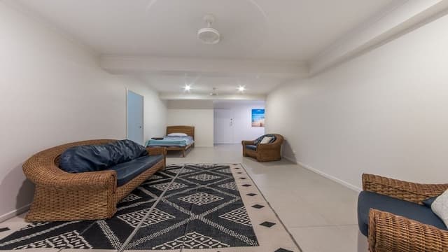 House, 4 Bedrooms