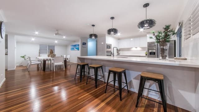 House, 4 Bedrooms