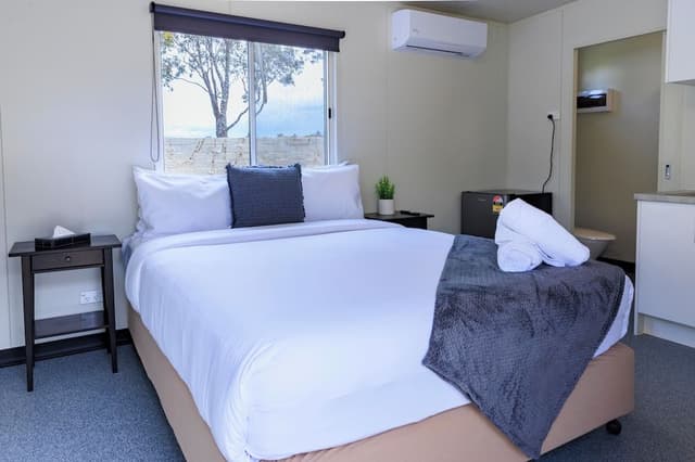 Studio, 1 Queen Bed