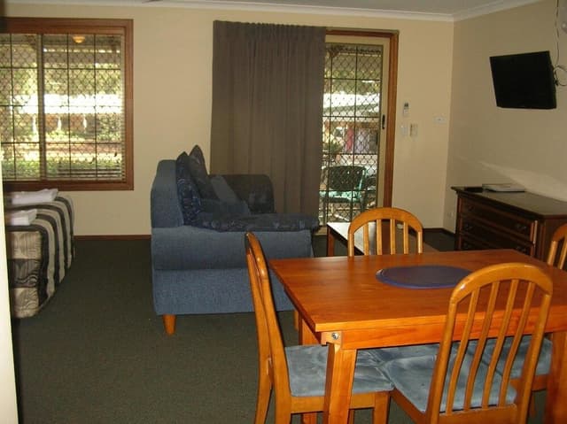 Premier Suite, Fully Self Contained