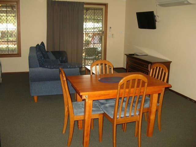 Premier Suite, Fully Self Contained
