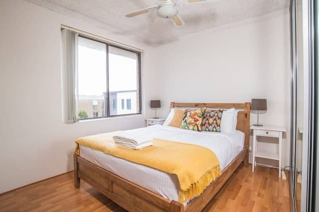 Apartment (2 Bedrooms)