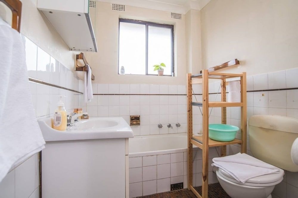 SIMPLE COMFORT bed1bath Unit in Meadowbank1