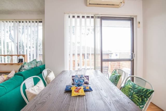 Apartment (2 Bedrooms)