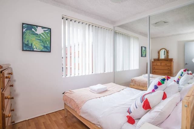 Apartment (2 Bedrooms)