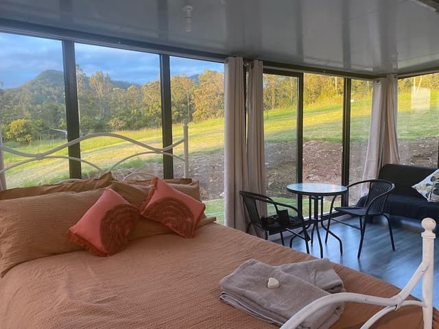 Premier Cabin