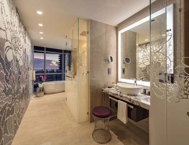 Penthouse Suite