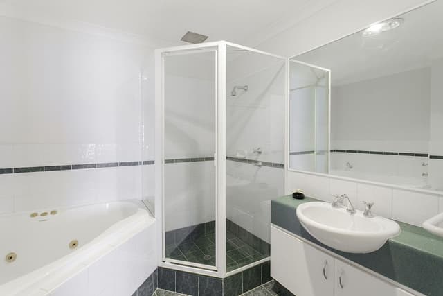 3-Bedroom Ocean View Apartment