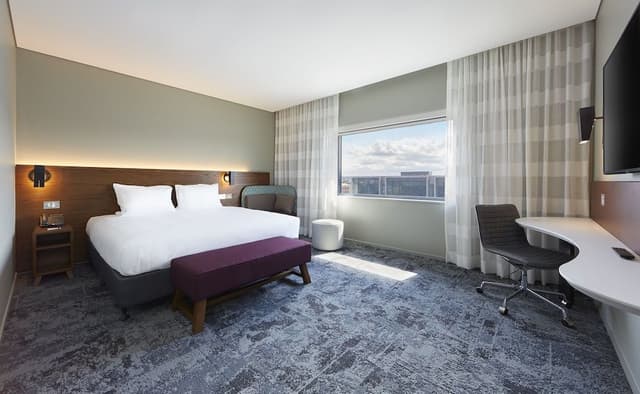 Standard Room, 1 King Bed