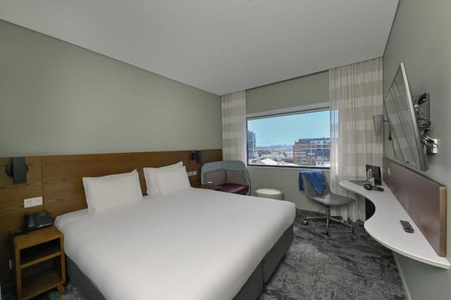 Standard Room, 1 King Bed