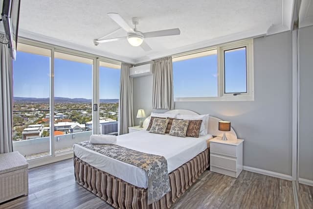 2 Bedroom Superior Apartment with Aircon & Ocean Views