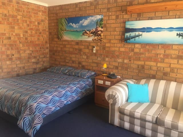 Deluxe Double or Twin Room, Pool View, Ground Floor