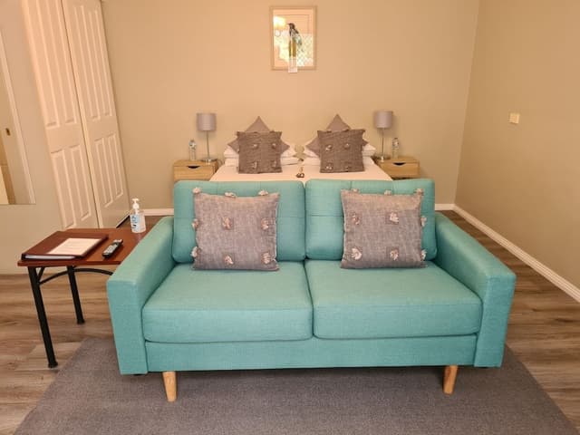 Deluxe Studio Suite, 1 Bedroom, Garden View