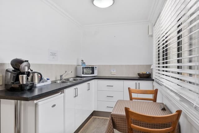 Deluxe Studio Suite, 1 Bedroom, Garden View