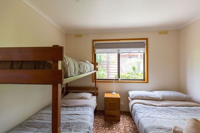 Cabin 9 (Flat)